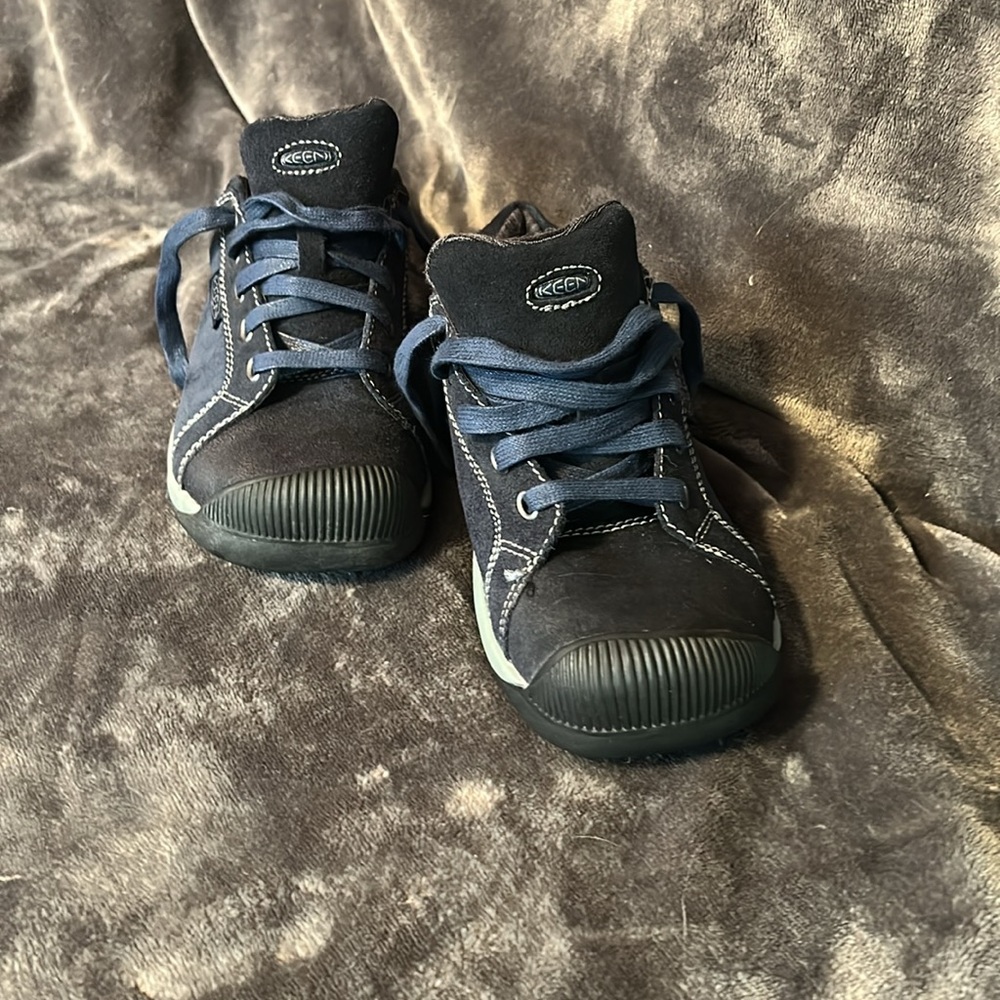 KEEN REISEN Women's Shoes Blue Suede Oxford Lace Up